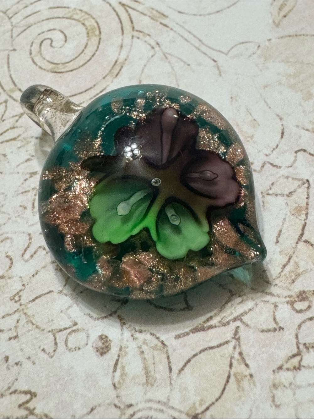 HAND BLOWN GLASS PENDANT